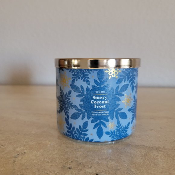 Bath & Body Works  White Barn Snowy Coconut Frost 3-Wick Candle  NEW - Picture 1 of 3